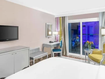 King Room with City View