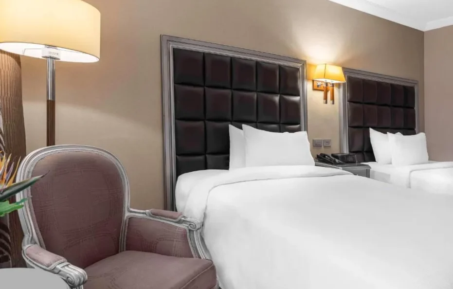 Twin Guest Room with Partial Sea View