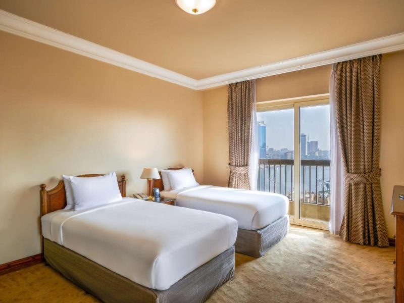 Twin Deluxe Room with Side Nile View