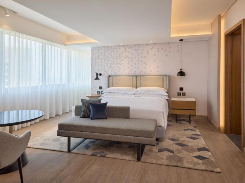 2 Bedroom Family Suite, Club lounge access, Bedroom 1: 1 King, Bedroom 2: 2 Double, River view, Balcony